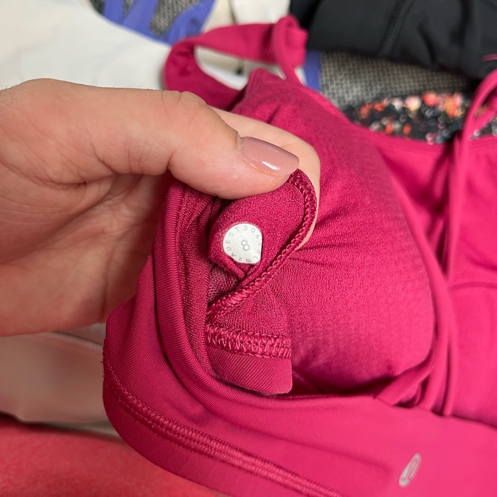 Lululemon bra - Picture 3 of 3